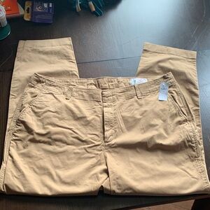 GAP Women’s Downtown Khaki - NWT